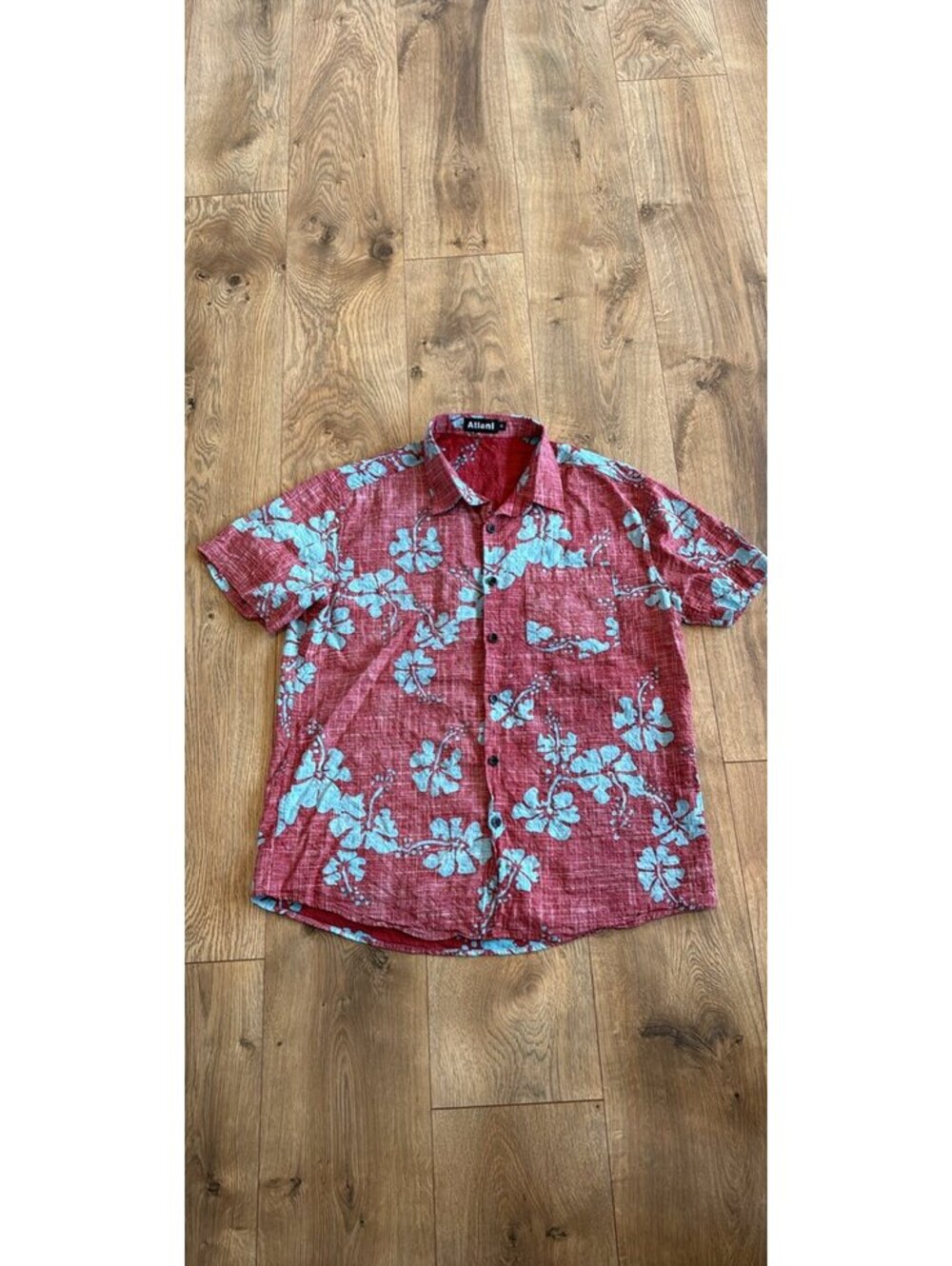 Men’s floral button down shirt